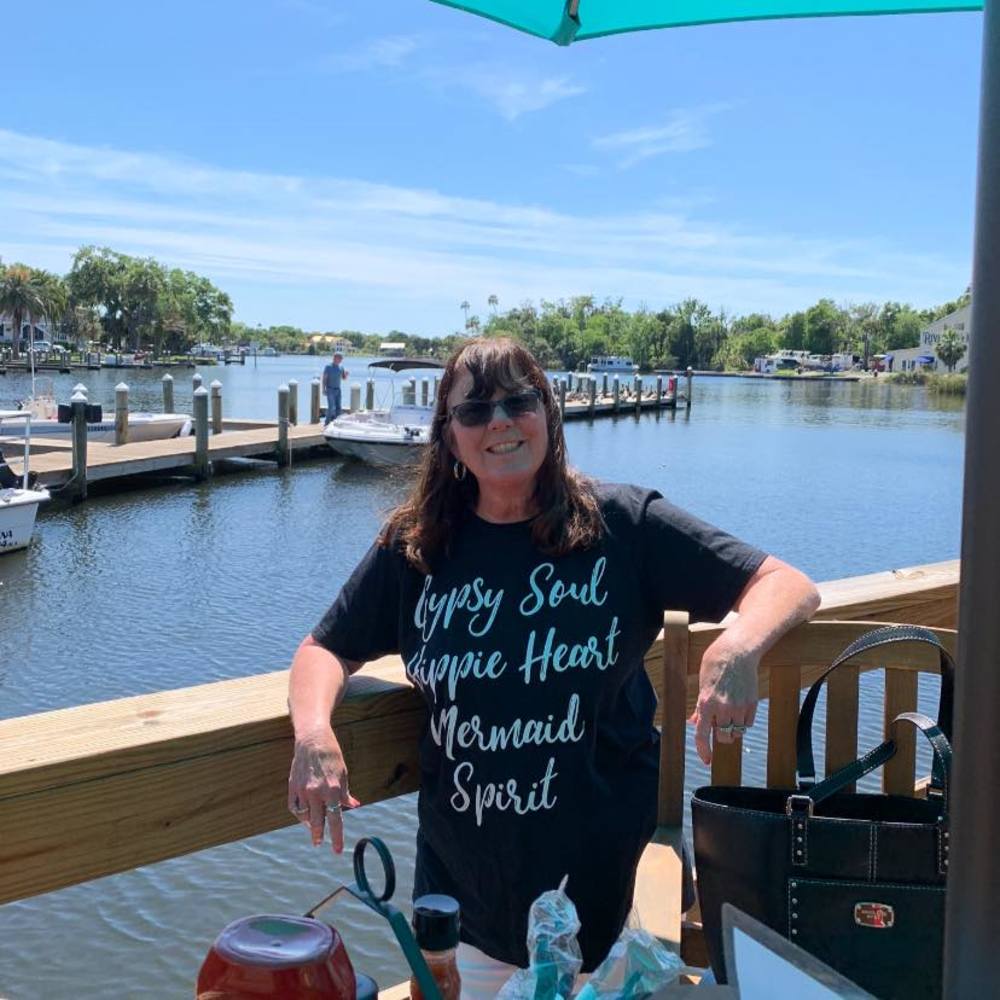 Meet your Posher, Pam